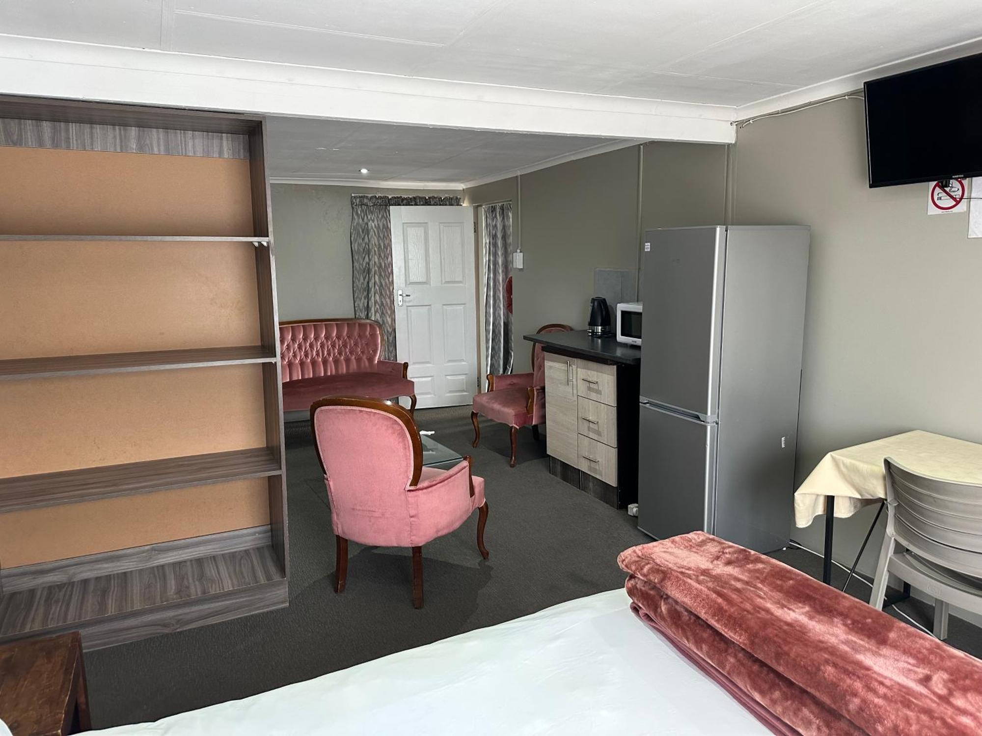 Favour Guest House Polokwane Exteriör bild